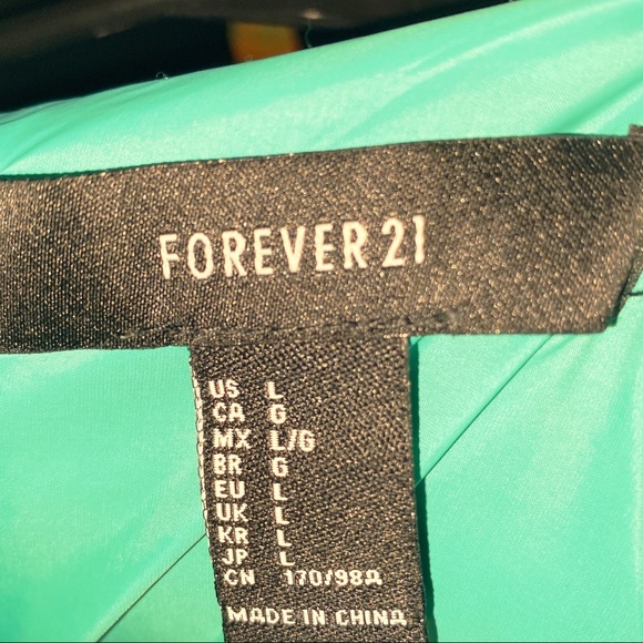 3/$20 Forever 21 Vintage Windbreaker, bright green and orange - Picture 6 of 6